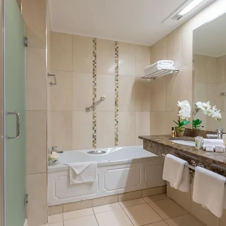 מלון The Ardilaun 4*