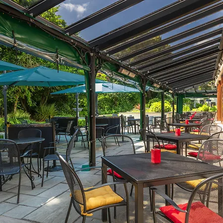 מלון The Ardilaun 4*