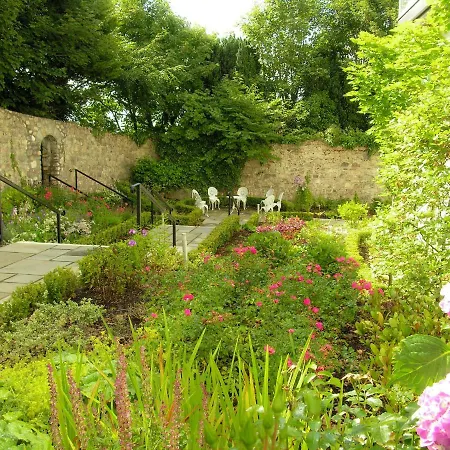 The Ardilaun מלון 4*